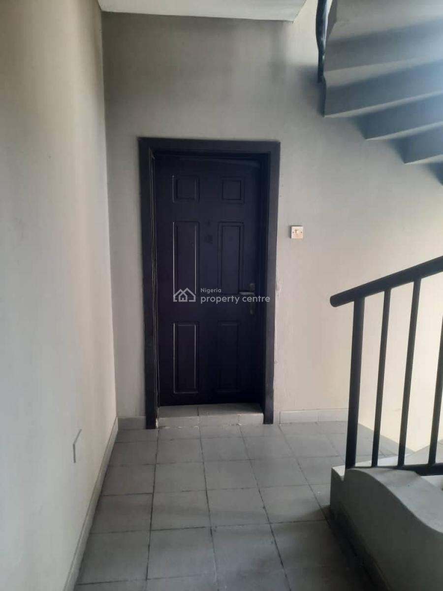 3 Bedroom Apartment with Bq, Gym, Swimming Pool & Childrens Play Area, Lekki Phase 1, Lekki, Lagos, Flat / Apartment for Rent