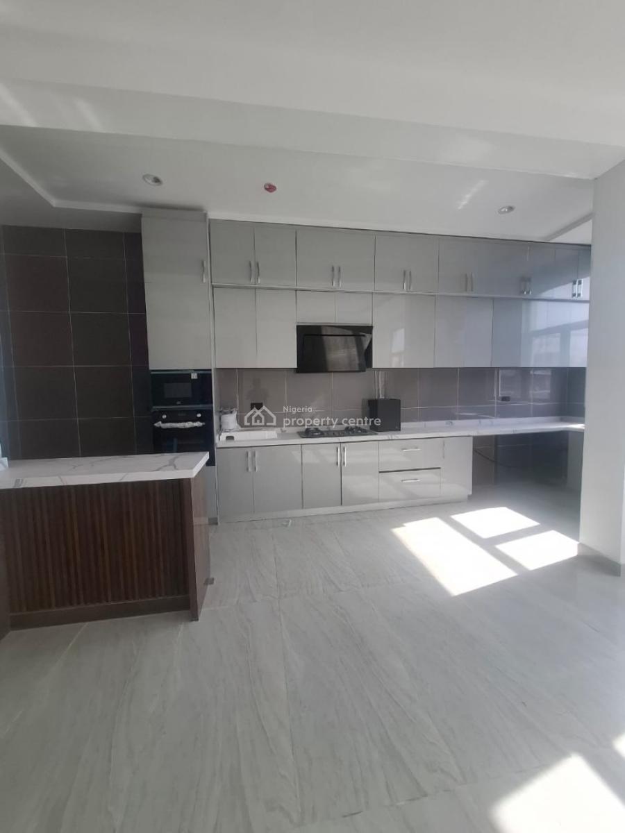 Newly Built 2 Bedroom Apartment, Lekki Phase 1, Lekki, Lagos, Flat / Apartment for Rent