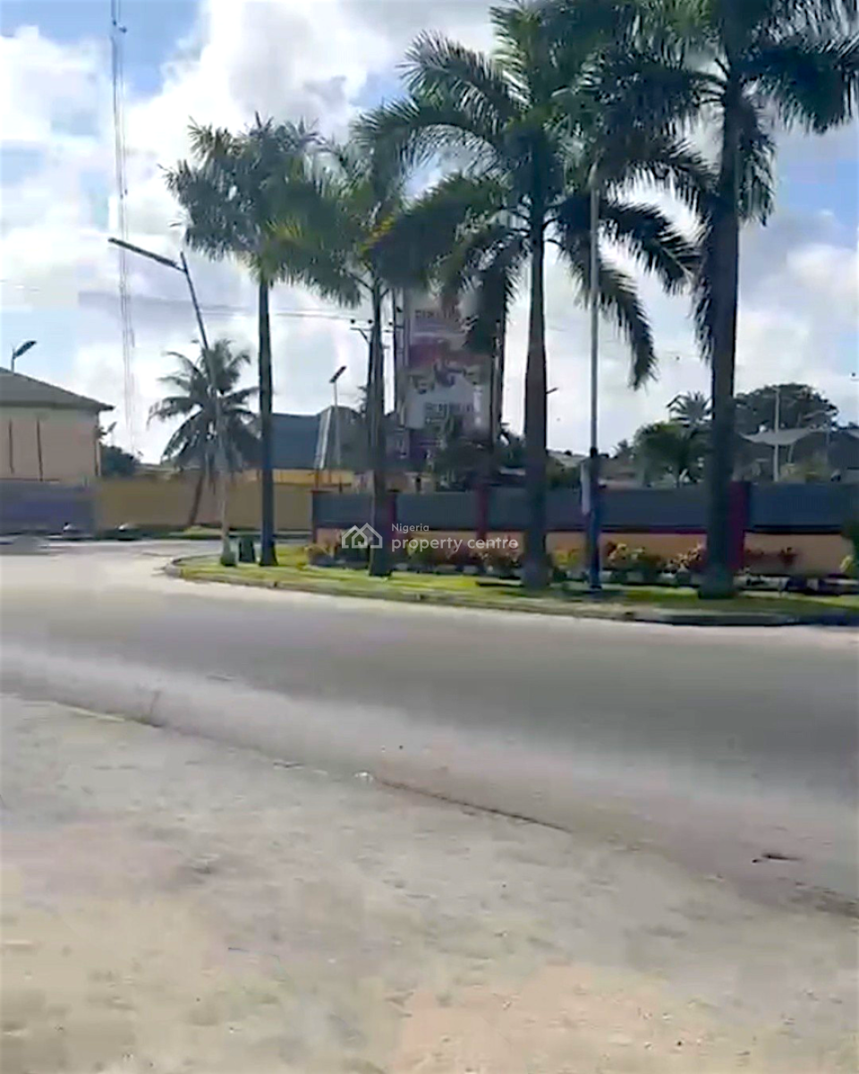 Fenced 6 Plots in an Affluent Neigborhood for Commercial Use, Old Gra, Port Harcourt, Rivers, Commercial Land for Rent