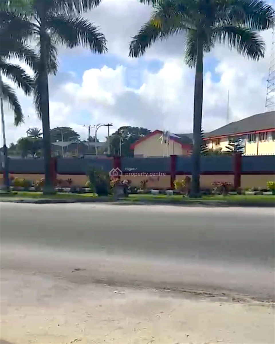 Fenced 6 Plots in an Affluent Neigborhood for Commercial Use, Old Gra, Port Harcourt, Rivers, Commercial Land for Rent