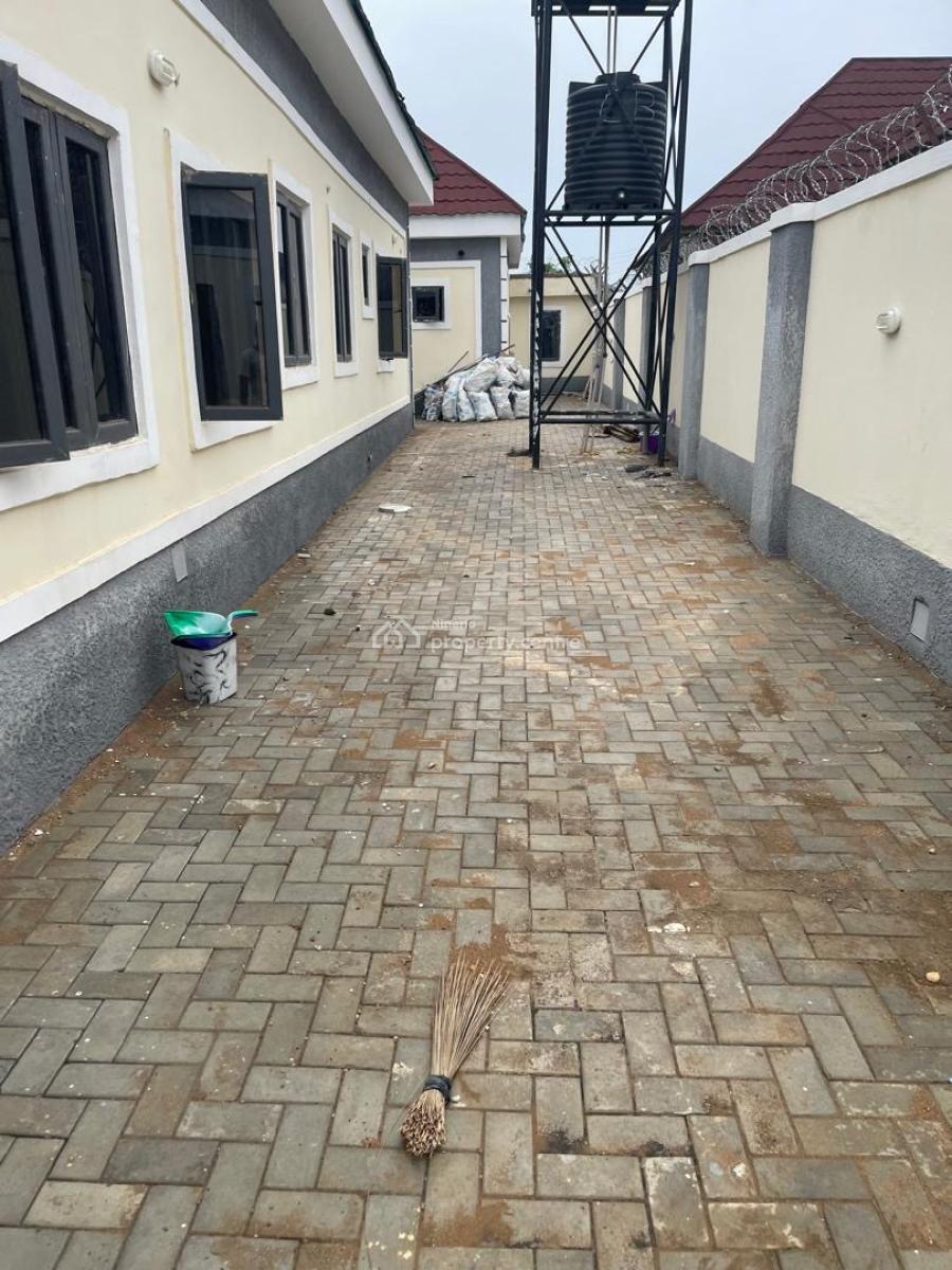Solid 1 Bedroom with 2 Toilet., Hilda Bacy Street, Galadimawa, Abuja, Detached Bungalow for Rent