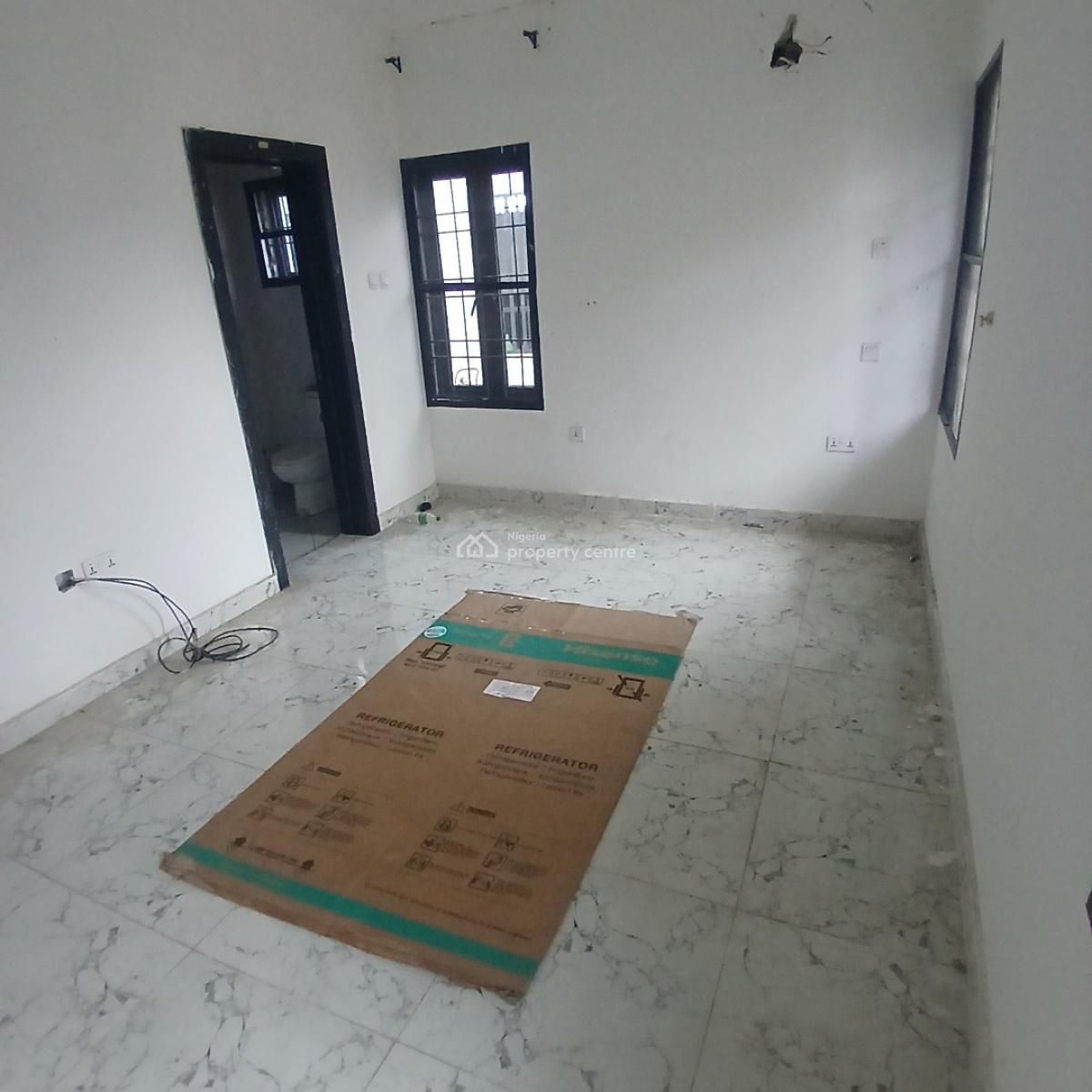 3 Bedroom Apartment Apartment with Swimming Pool,gym,elevator, Chevron Toll Gate ,orchid Road, Lekki, Lagos, Flat / Apartment for Rent