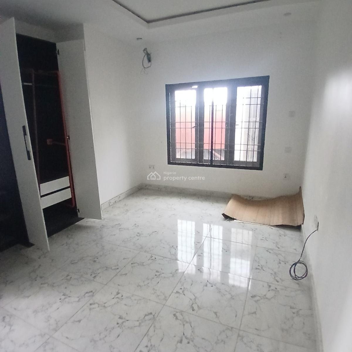 3 Bedroom Apartment Apartment with Swimming Pool,gym,elevator, Chevron Toll Gate ,orchid Road, Lekki, Lagos, Flat / Apartment for Rent