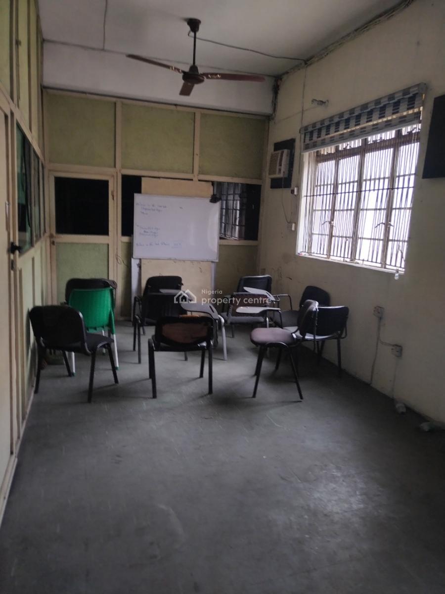 38sqm Office Space, Herbert Macaulay Way, Sabo, Yaba, Lagos, Office Space for Rent