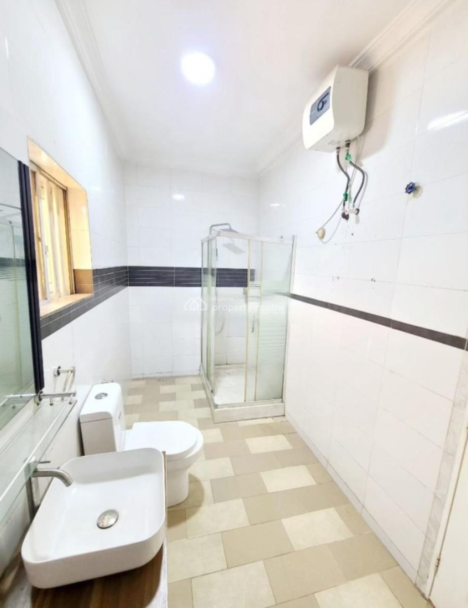 Newly Renovated 4 Bedroom Terrace Duplex, Osapa, Lekki, Lagos, Terraced Duplex for Rent