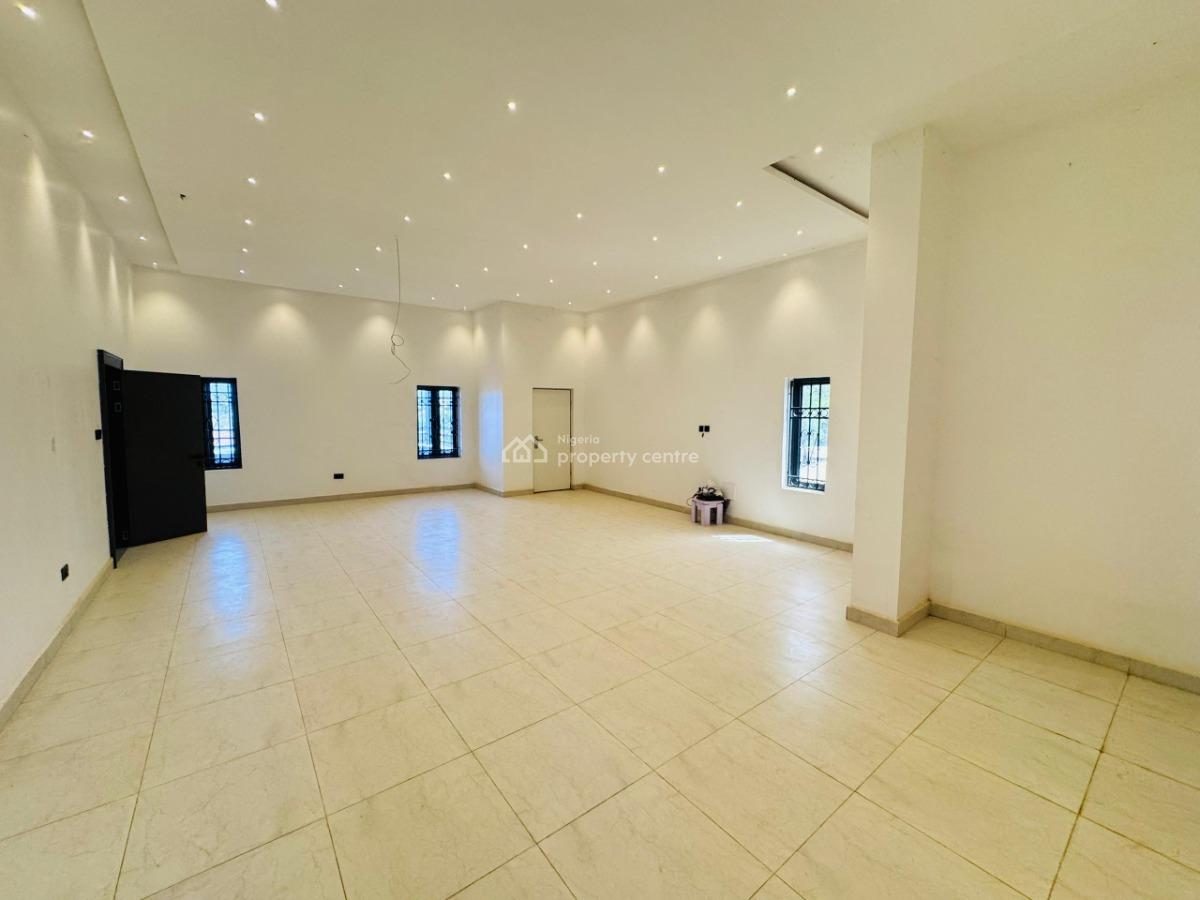 5 Bed Detached Duplex with 2 Rooms Bq  Swimming Pool  Elevator, Guzape District, Abuja, Detached Duplex for Sale