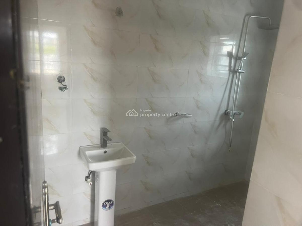 Newly Built Spacious 3 Bedroom Apartment, Sangotedo, Ajah, Lagos, Flat / Apartment for Rent
