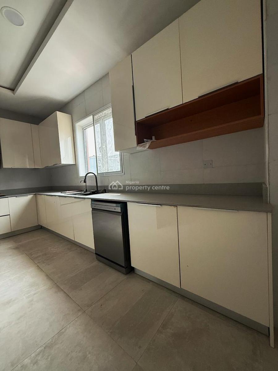 Beautifully Built Three Bedroom Apartment with Bq in Old Ikoyi, Old Ikoyi, Ikoyi, Lagos, Flat / Apartment for Rent