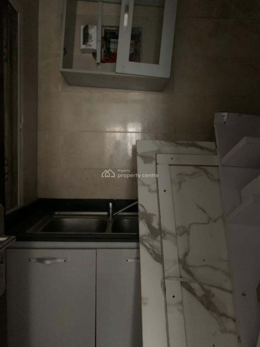 Decent 1 Bedroom Apartment (ground Floor) with, Oakland Estate, By Blenco Supermarket Sangotedo, Ajah, Lagos, Nigeri, Ajah, Lagos, Mini Flat (room and Parlour) for Rent