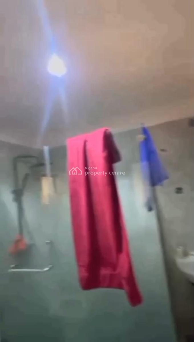 Standard  Unfurnished Mini Flat Upstairs, Off Admirality, Lekki Phase 1, Lekki, Lagos, Mini Flat (room and Parlour) for Rent