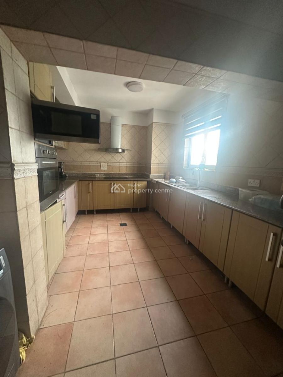Spacious 3-bedroom Furnished Apartment on The 10th Floor, Ikoyi, Lagos, Flat / Apartment for Rent