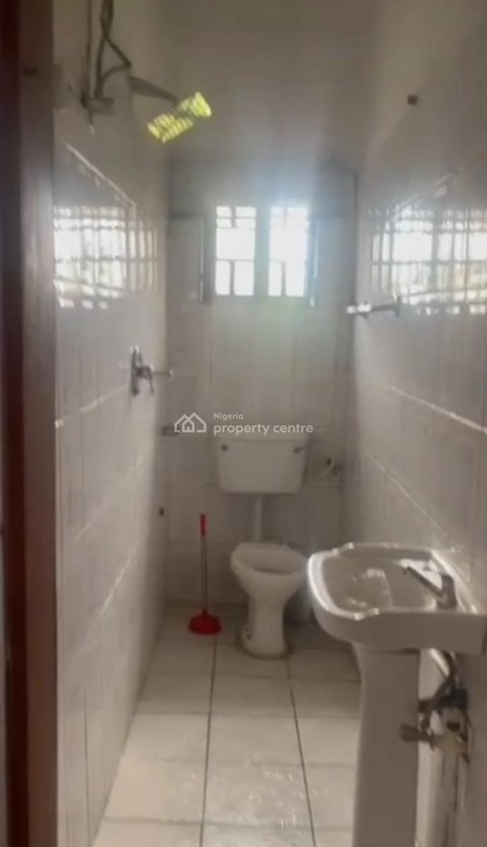 Nice 1bedroom Flat, 1st Floor,  Tarred Rd, Jabi Main(tarred Rd), Jabi, Abuja, Flat / Apartment for Rent