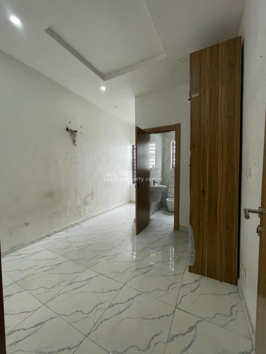 Beautiful Miniflat Shared Apt Comes with Pool, Gym, Playground, Estate at Spg Road Ologolo, Ologolo, Lekki, Lagos, Mini Flat (room and Parlour) for Rent