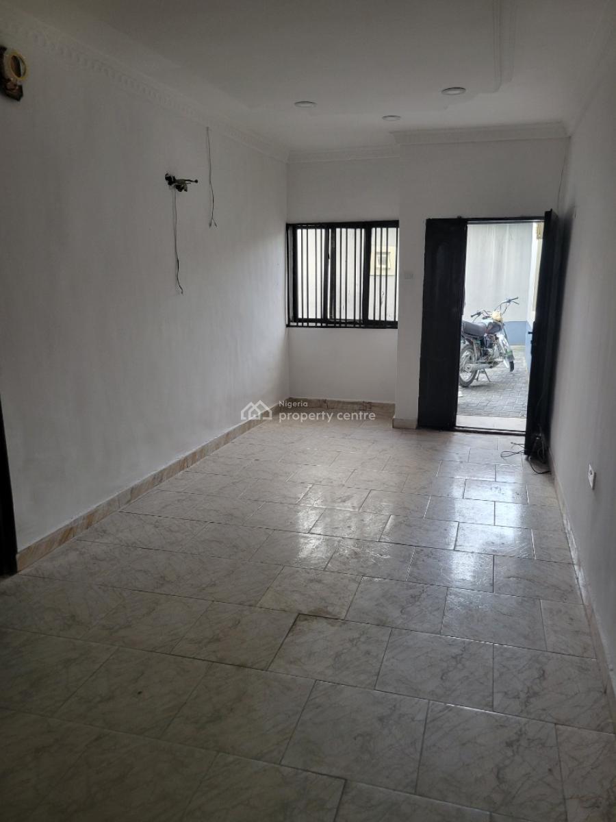 Sharp and Serene 2 Bedrooms Apartment, Ado Road, Ado, Ajah, Lagos, Flat / Apartment for Rent
