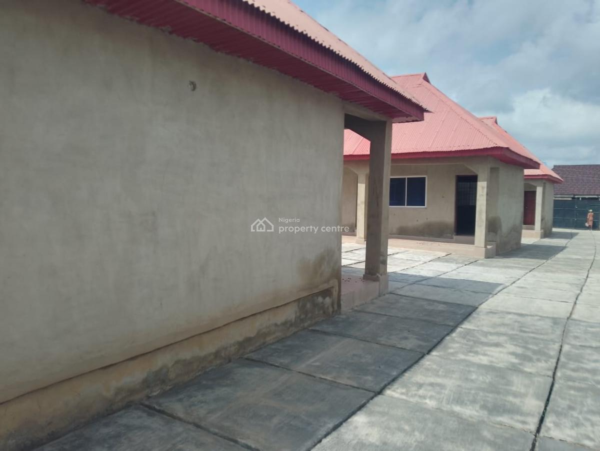 Newly Built Academic Facility Suited for a Secondary School, Peace Estate, Bolorunpelu, Oluwo, Egbeda, Oyo, School for Sale