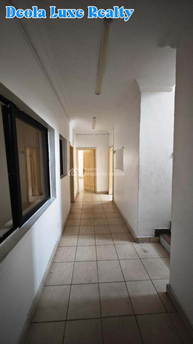 a Well Maintained 4 Bedrooms Semi Detached House, Close to Four Point Hotel, Oniru, Victoria Island (vi), Lagos, Detached Duplex for Rent