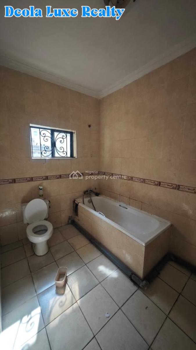 a Well Maintained 4 Bedrooms Semi Detached House, Close to Four Point Hotel, Oniru, Victoria Island (vi), Lagos, Detached Duplex for Rent