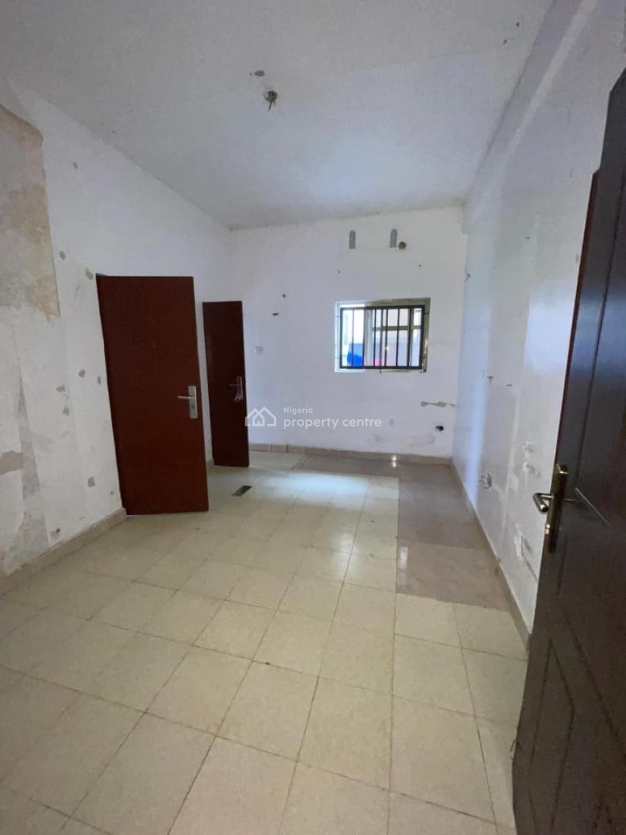 Spacious Miniflat with Separate Kitchen and Personal Store, Osapa, Lekki, Lagos, Mini Flat (room and Parlour) for Rent