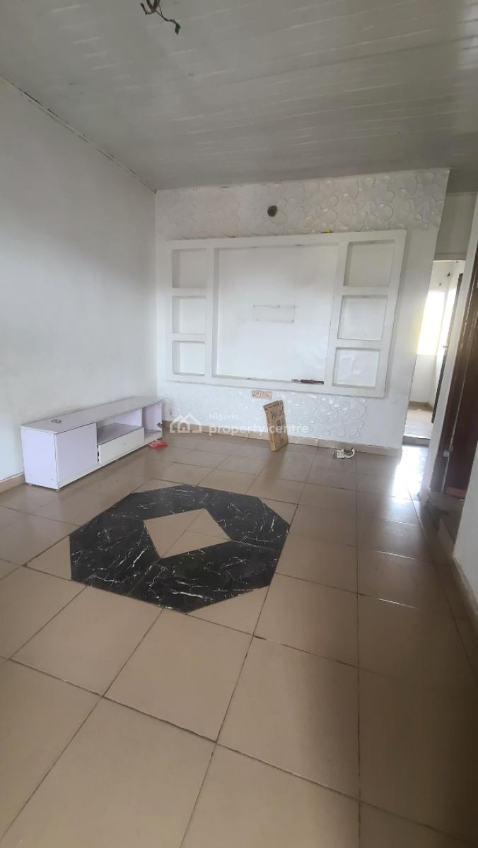 Lovely 1 Bedroom Flat Upstairs with 2 Toilet 1bath, Off Aborishade Road, Lawanson, Surulere, Lagos, Mini Flat (room and Parlour) for Rent