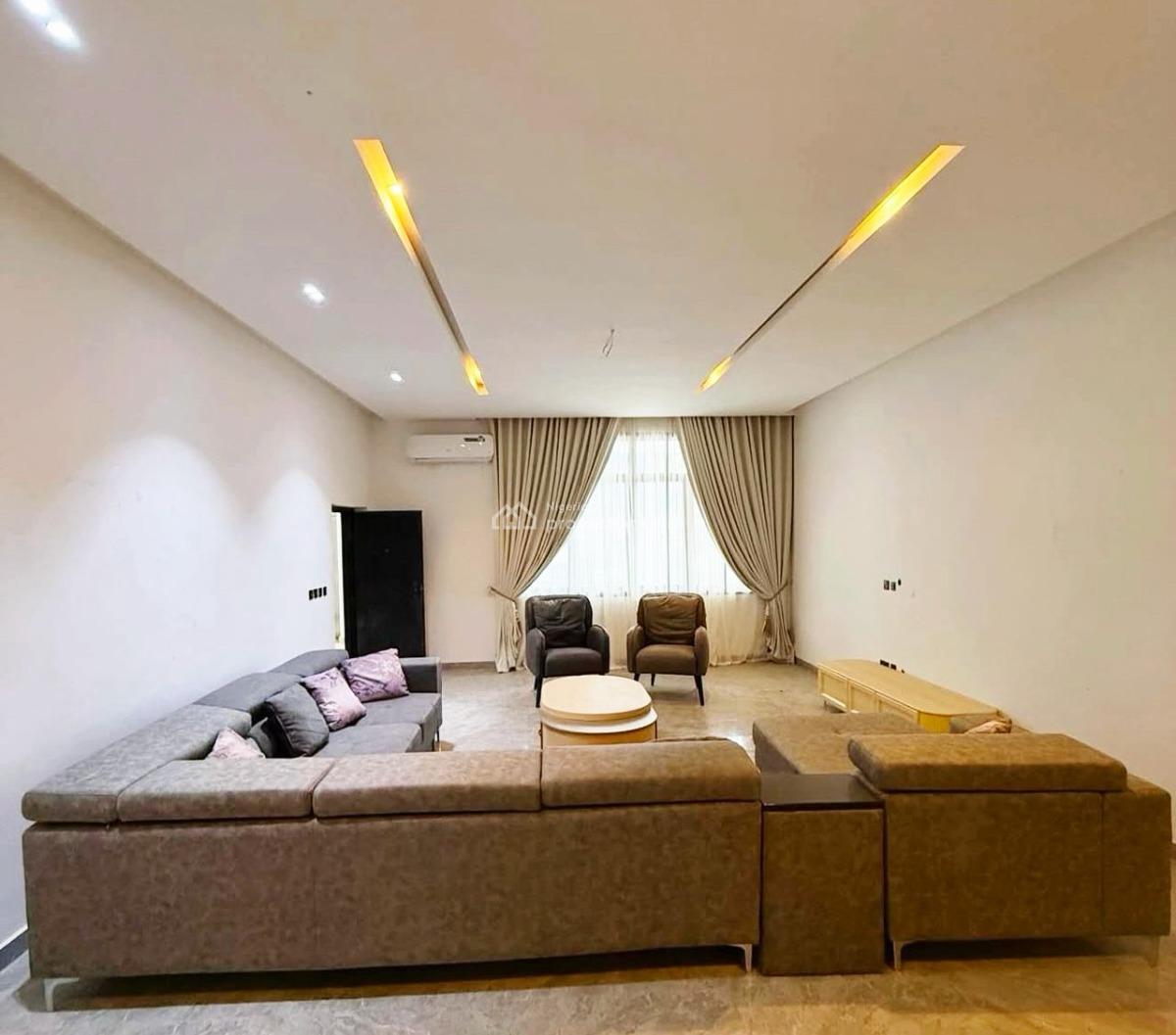 Exquisite Furnished 3 Bedroom, Guzape, Guzape District, Abuja, Block of Flats for Sale