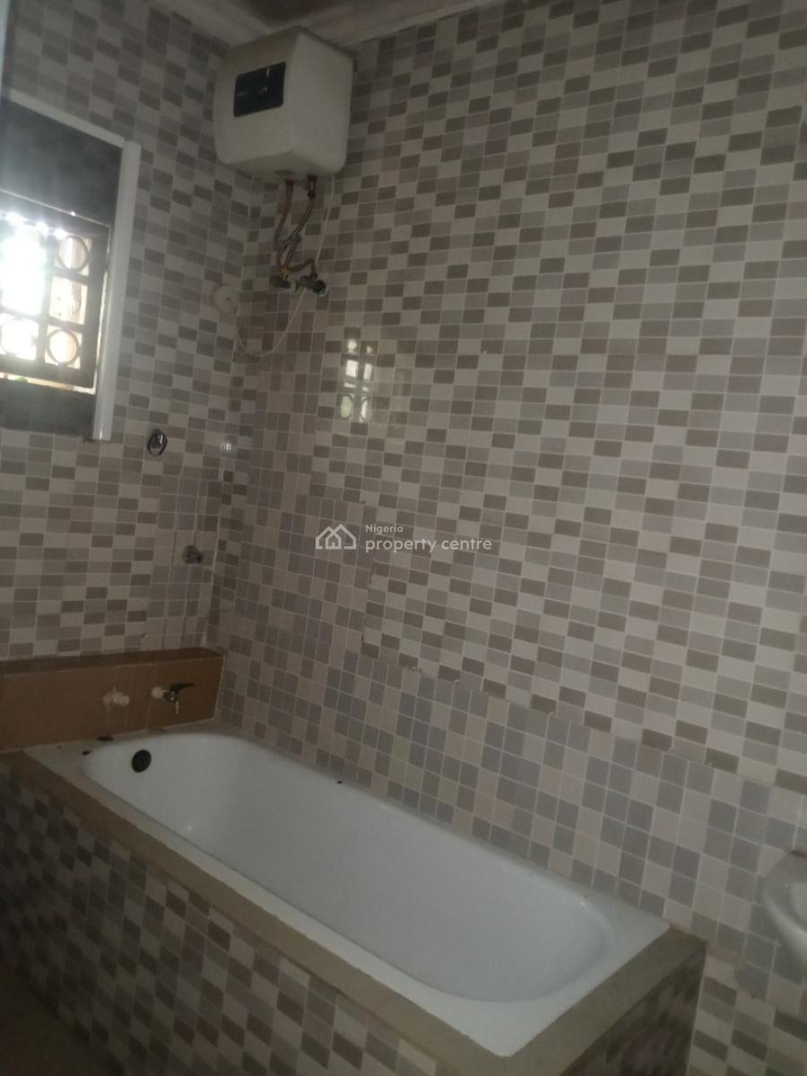 Spacious Three Bedroom Flat, Area 2, Garki, Abuja, Flat / Apartment for Rent