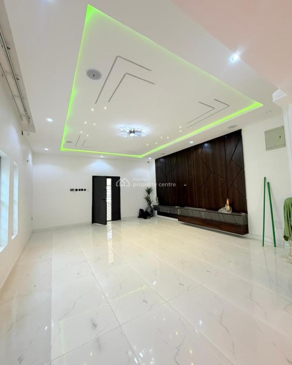 4 Bedroom Semi Detached Duplex with Bq, Gra Phase 1, Magodo, Lagos, Semi-detached Duplex for Sale
