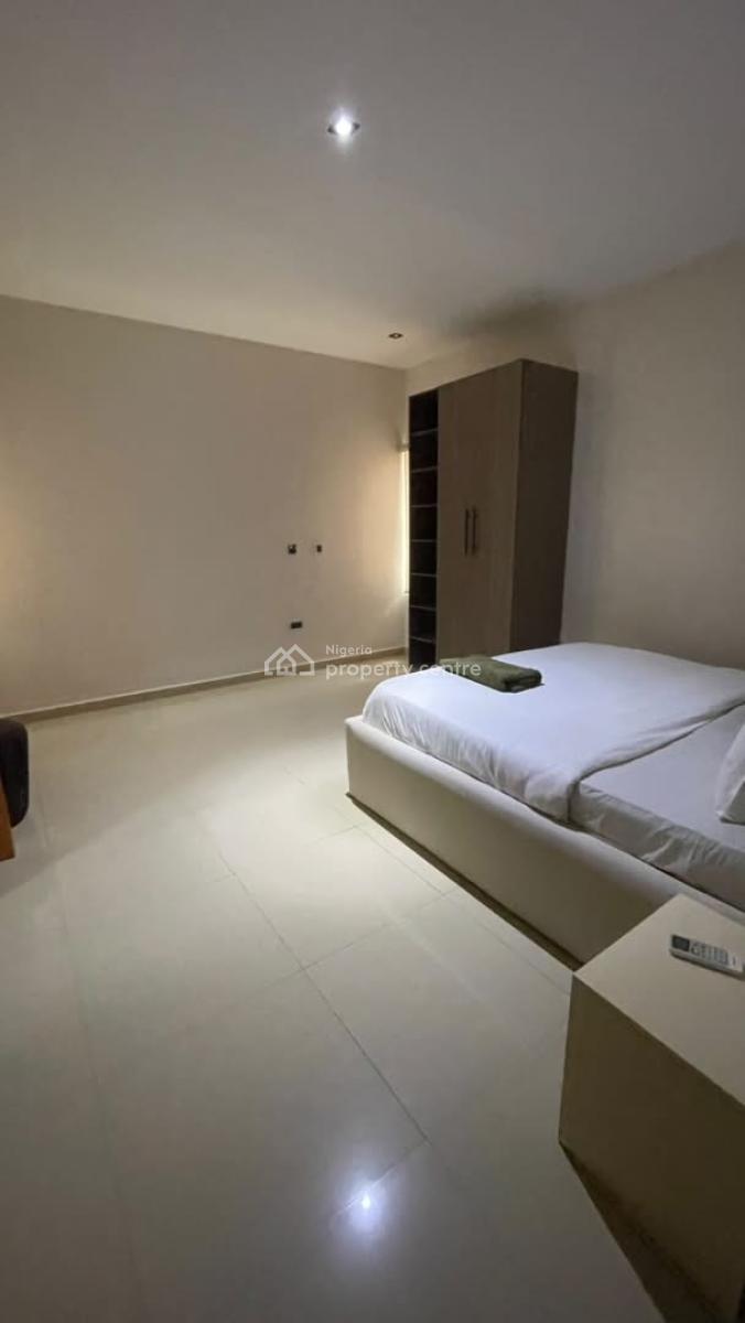 3 Bedroom Apartment with Bq in Ikoyi, Ikoyi, Lagos, Flat / Apartment for Rent
