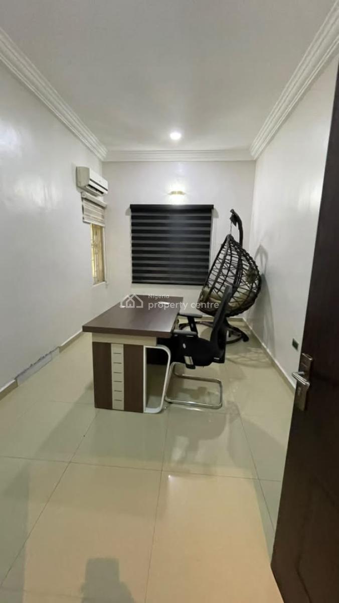 3 Bedroom Apartment with Bq in Ikoyi, Ikoyi, Lagos, Flat / Apartment for Rent