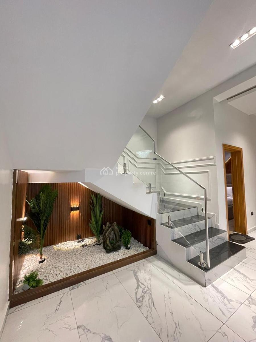 Contemporary 4-bedroom Corner Piece Terrace Duplex with Gym, Pool & Bq, Lekki Phase 1, Lekki, Lagos, Terraced Duplex for Sale