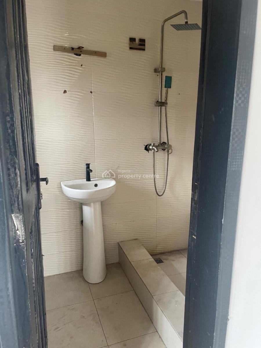 3 Bedroom Apartment, Ologolo, Lekki, Lagos, Flat / Apartment for Rent