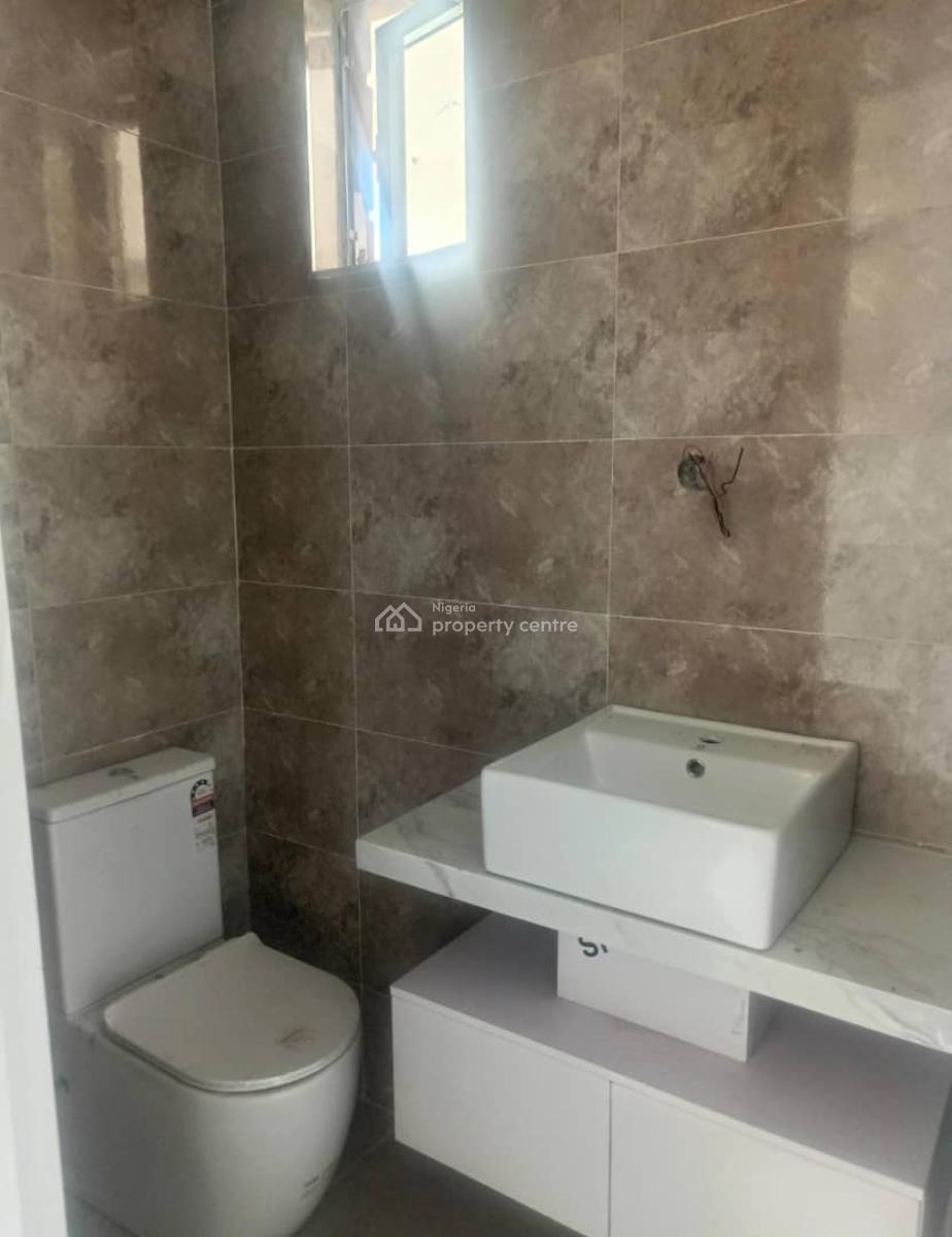 Modern,newly-built 2 Bedroom Apartment with Bq, Gym & Pool, Off Freedom Way, Lekki, Lagos, Flat / Apartment for Sale