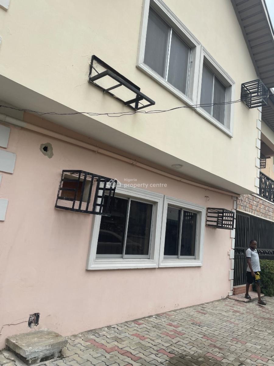 3 Bedroom Apartment, Ologolo, Lekki, Lagos, Flat / Apartment for Rent