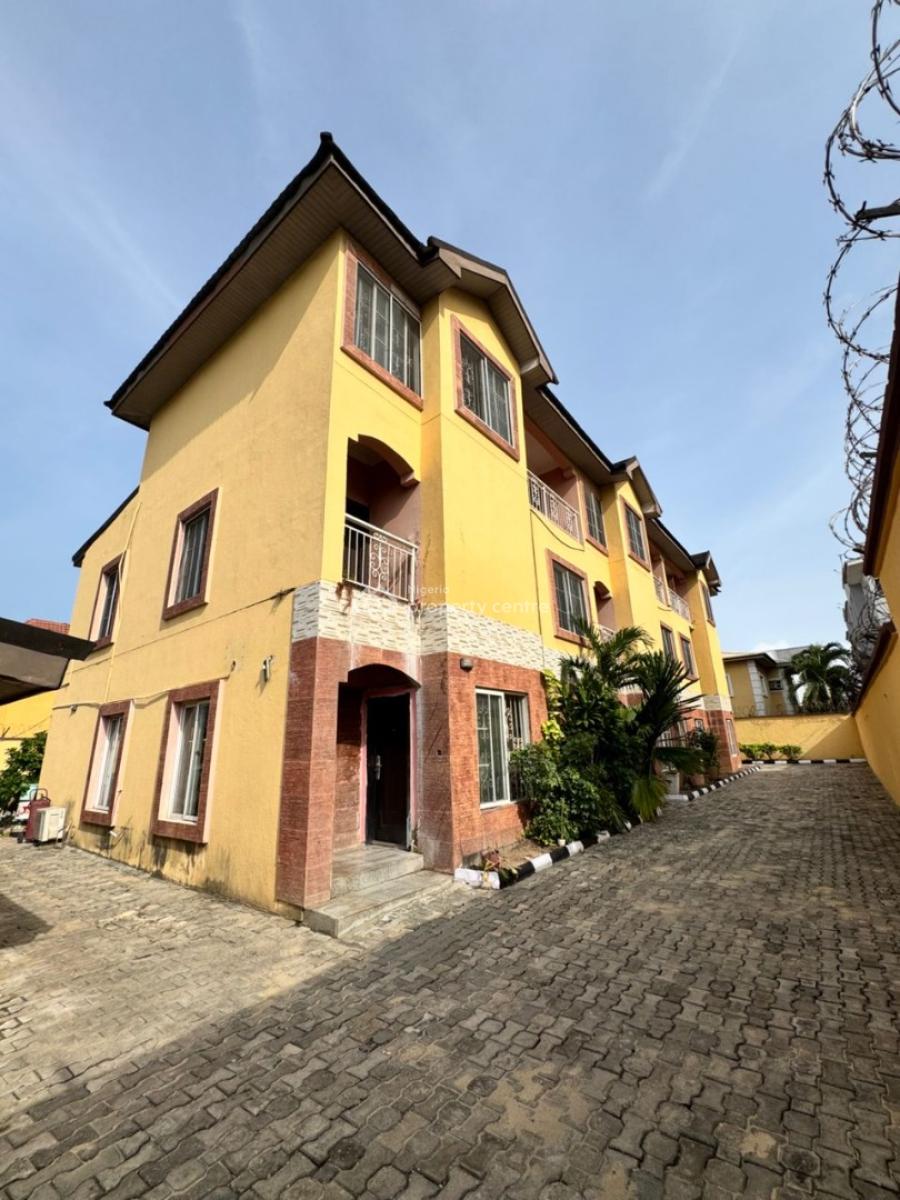 4 Bedroom Commercial Terrace Duplex, Lekki Phase 1, Lekki, Lagos, Office Space for Rent