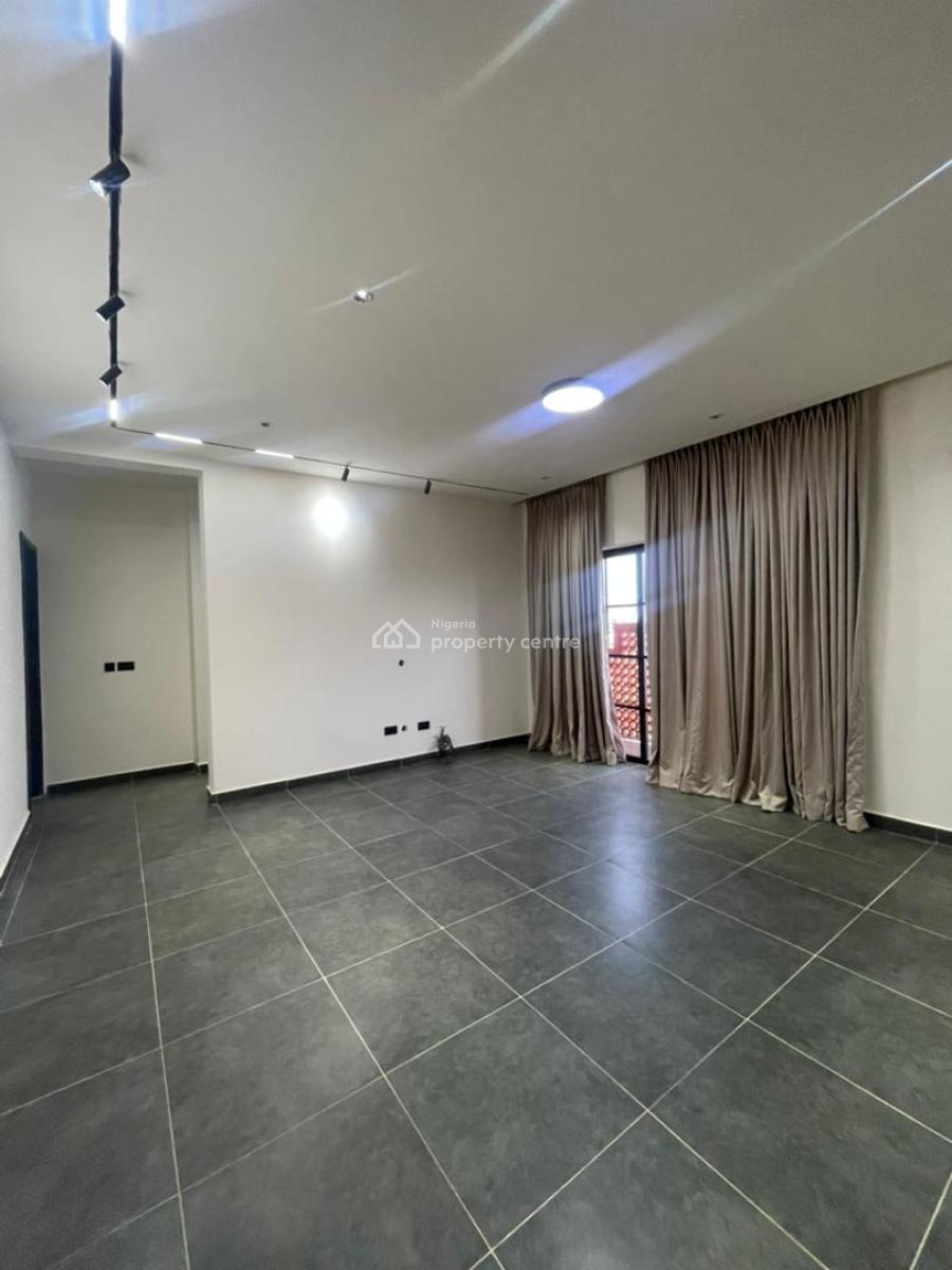 3 Bedroom Serviced Apartment, Lekki Phase 1, Lekki, Lagos, Flat / Apartment for Sale
