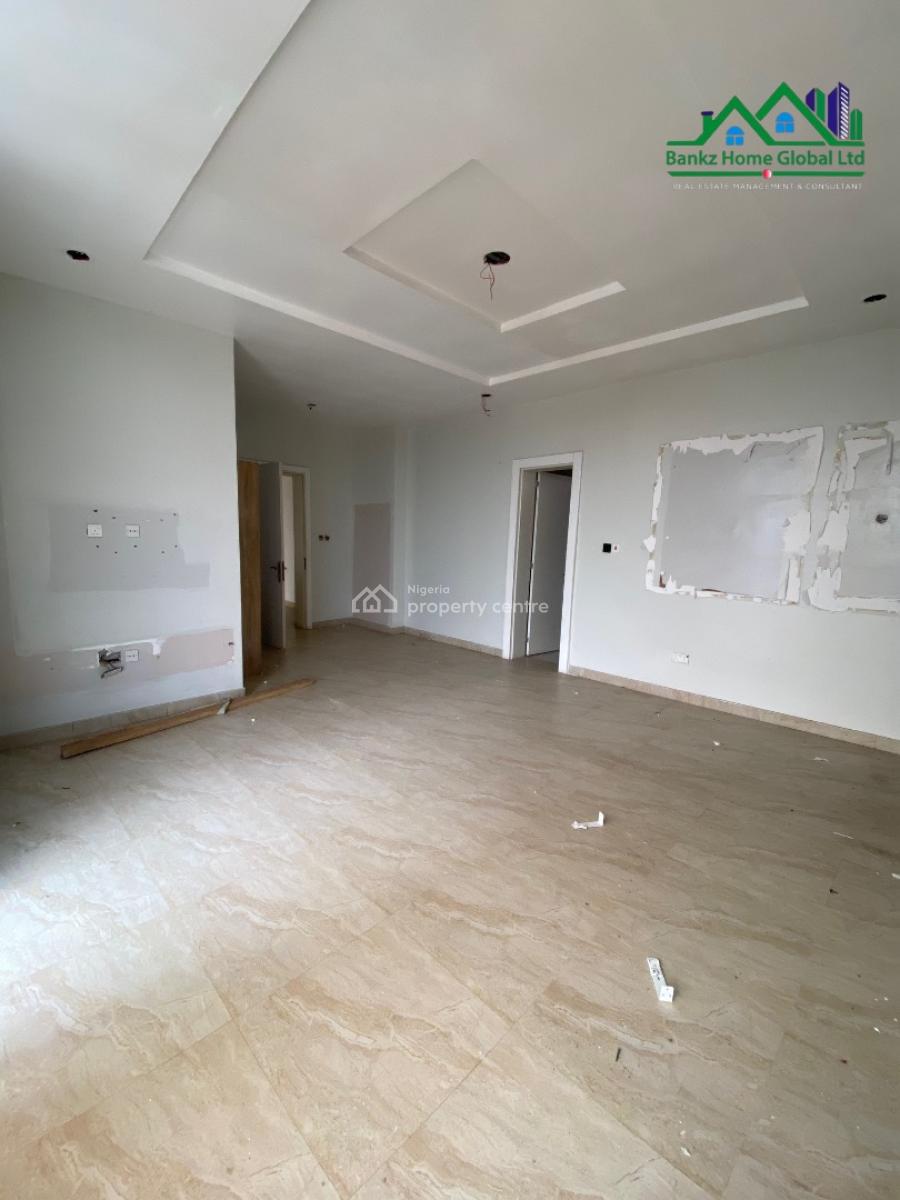 Spacious 3 Bedroom Apartment with a Bq, Lekki Phase 1, Lekki, Lagos, Flat / Apartment for Rent