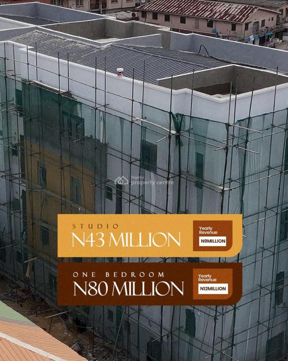 Exquisitely Built Home, Gorgeously Designed Home Plus a Rooftop Lounge in a Serene Location, Surulere, Lagos, Block of Flats for Sale