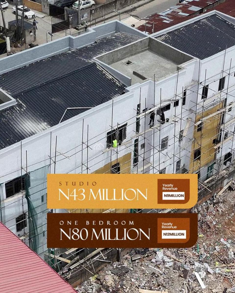 Exquisitely Built Home, Gorgeously Designed Home Plus a Rooftop Lounge in a Serene Location, Surulere, Lagos, Block of Flats for Sale