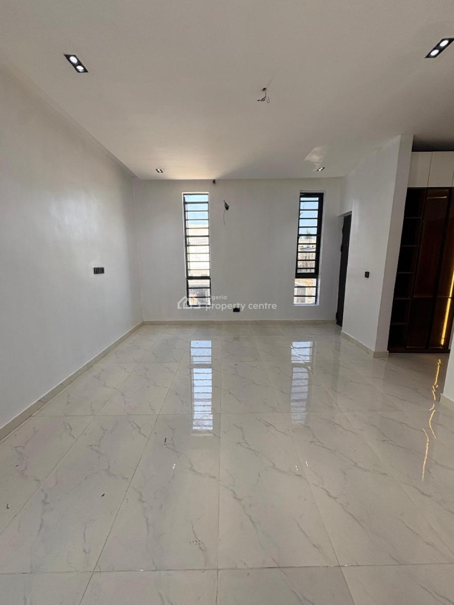 5 Bedroom Fully Detached Duplex with Bq in Ikota, Lekki, Lagos, Detached Duplex for Sale
