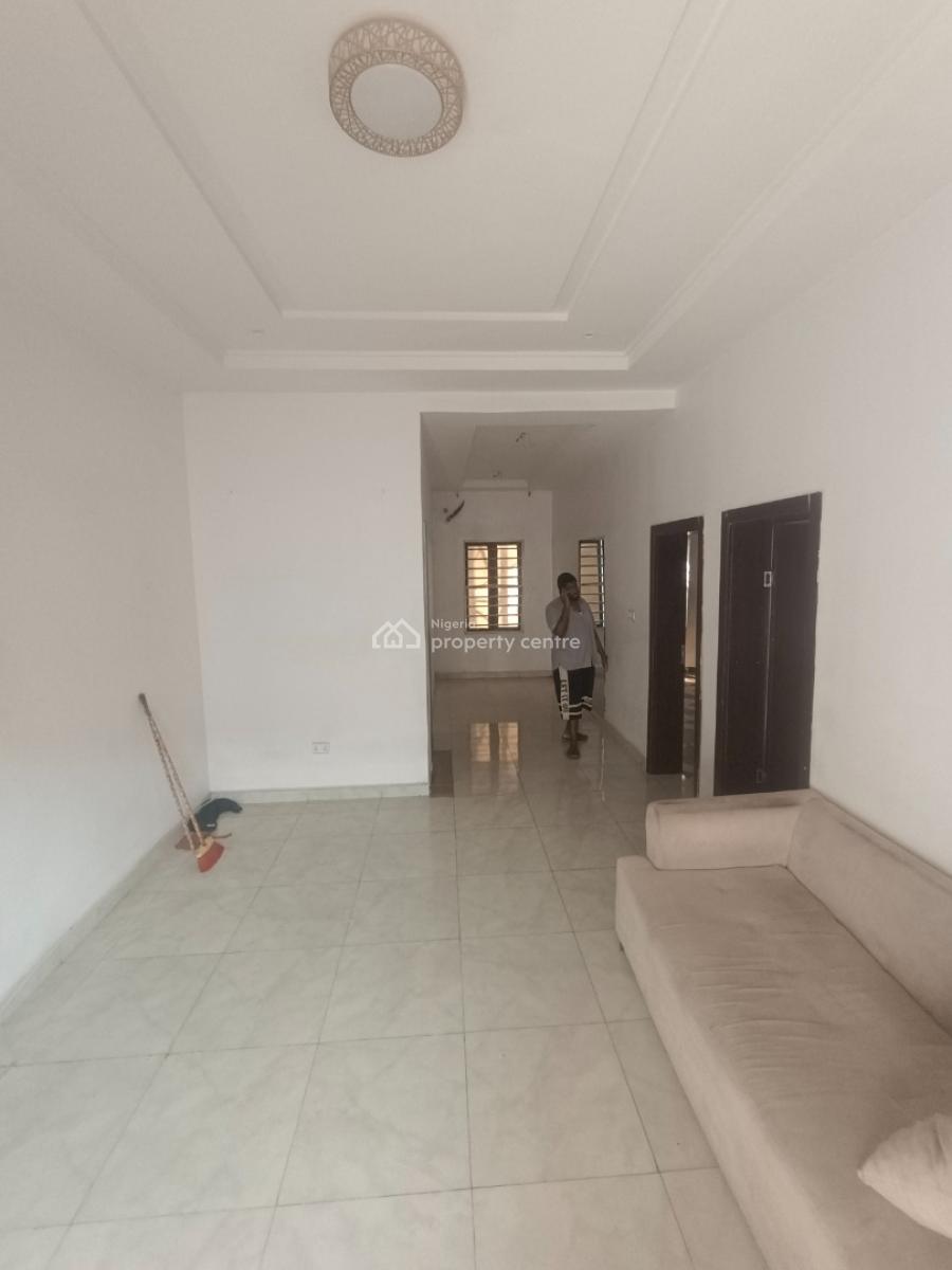 Spacious 2 Bedroom Flat, La Defense Close,off Ado Road ,lekki Palm City Extension, Ajah, Lagos, House for Rent