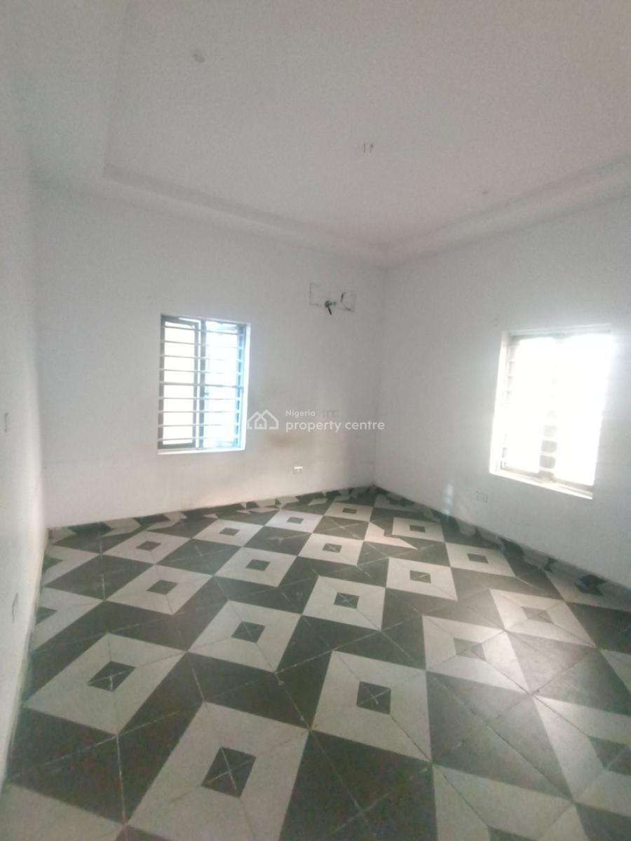 Spacious 2 Bedroom Flat, La Defense Close,off Ado Road ,lekki Palm City Extension, Ajah, Lagos, House for Rent