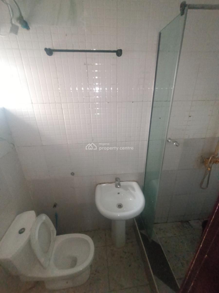 Spacious 2 Bedroom Flat, La Defense Close,off Ado Road ,lekki Palm City Extension, Ajah, Lagos, House for Rent