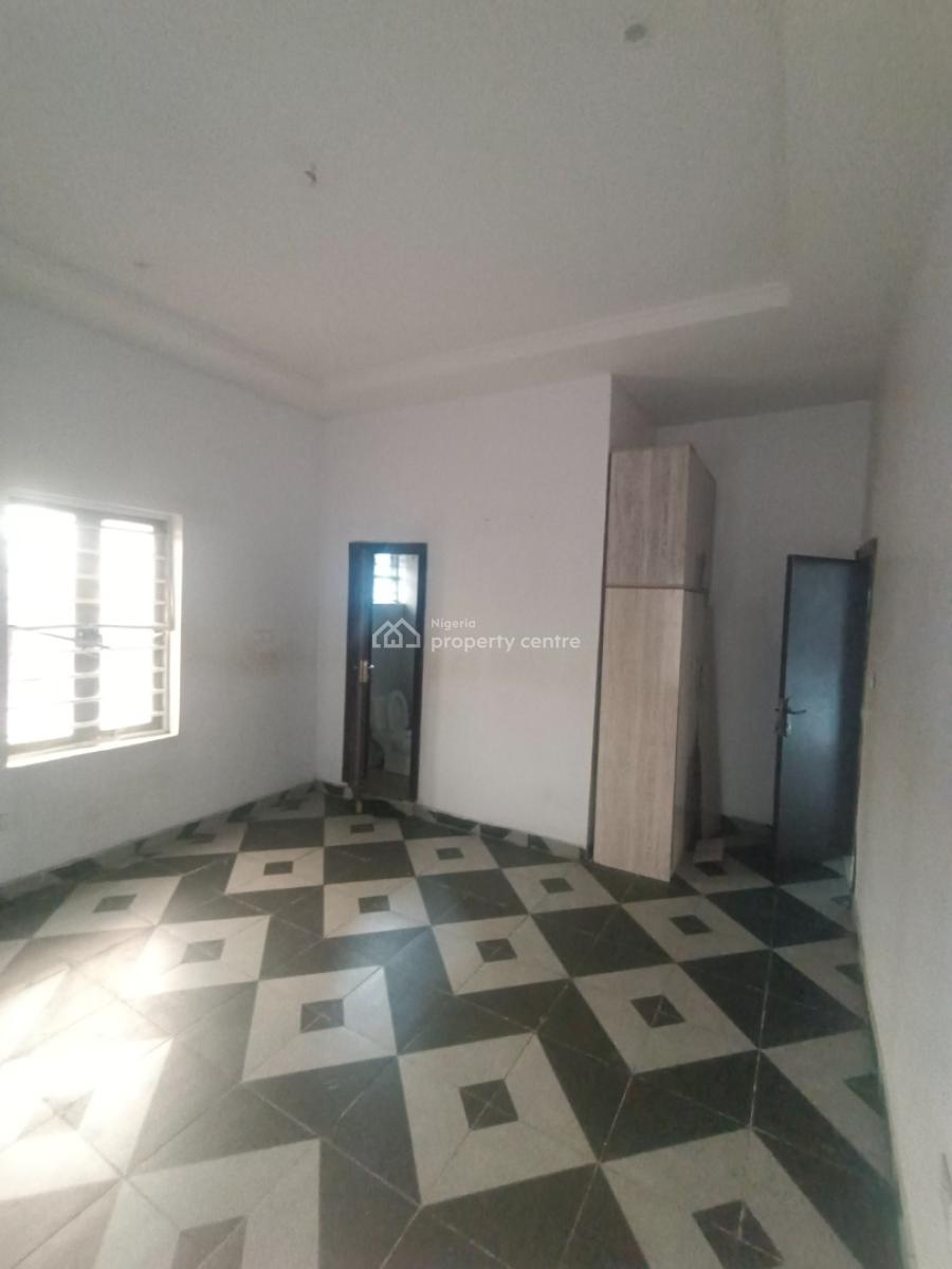 Spacious 2 Bedroom Flat, La Defense Close,off Ado Road ,lekki Palm City Extension, Ajah, Lagos, House for Rent