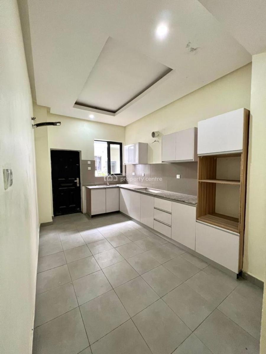 Fully Serviced 4 Bedroom Terrace Apartment with Pool and Gym, Ologolo, Lekki, Lagos, Terraced Duplex for Rent