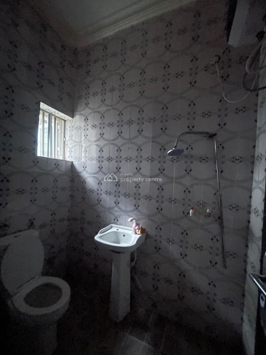 2 Bedroom Flat in a Decent Environment, Majek, Sangotedo, Ajah, Lagos, Flat / Apartment for Rent