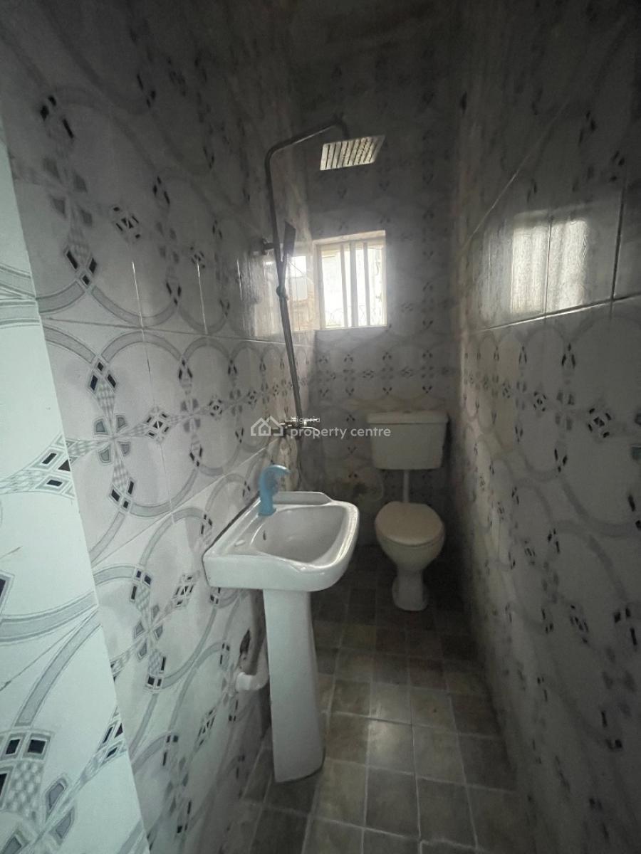 2 Bedroom Flat in a Decent Environment, Majek, Sangotedo, Ajah, Lagos, Flat / Apartment for Rent