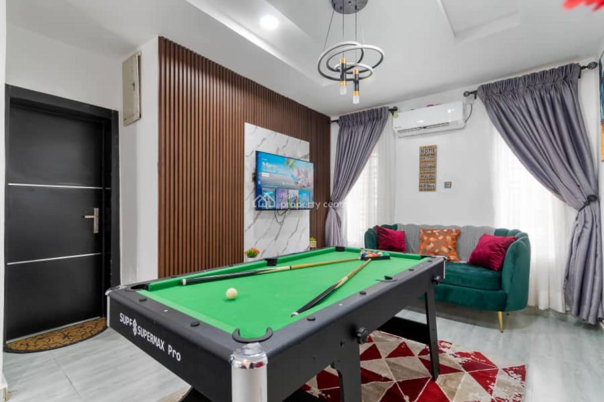 Luxury 4bedroom Duplex with Snooker, Ps5 & Balcony, 24/7 Power, Aesthetically Pleasing, En-suite Rooms, Comfortable Stay, Lekki Phase 1, Lekki, Lagos, House Short Let