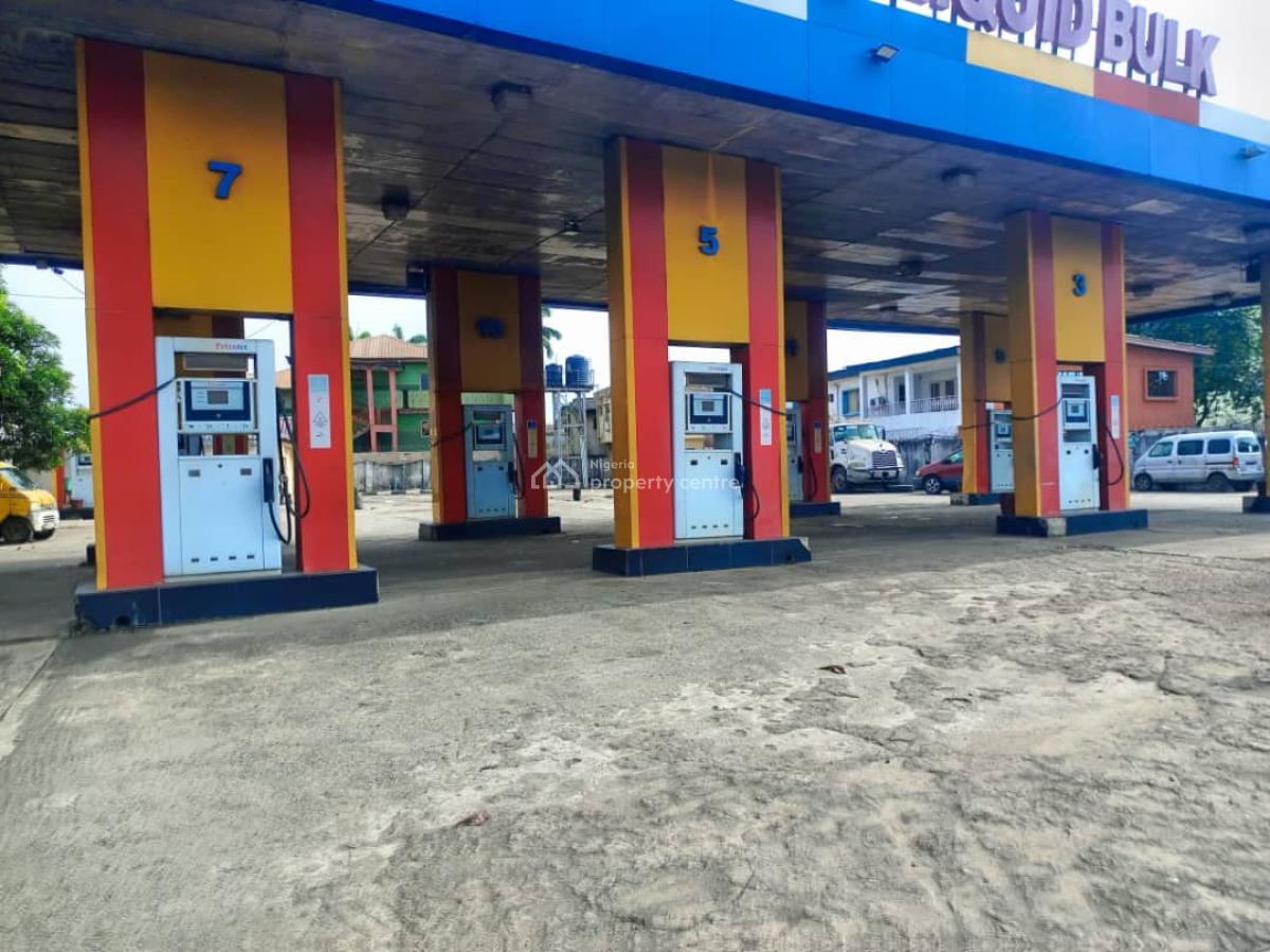 Functional Filling Station, Abeokuta Expressway Dopemu, Dopemu, Agege, Lagos, Filling Station for Sale