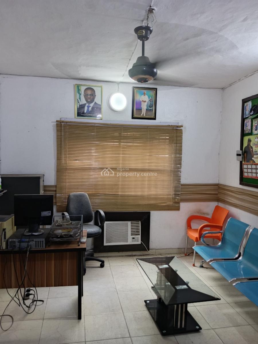Super and Executive Room & Parlor Office  Space, on Ishaga Road, Surulere, Surulere, Lagos, Office Space for Rent