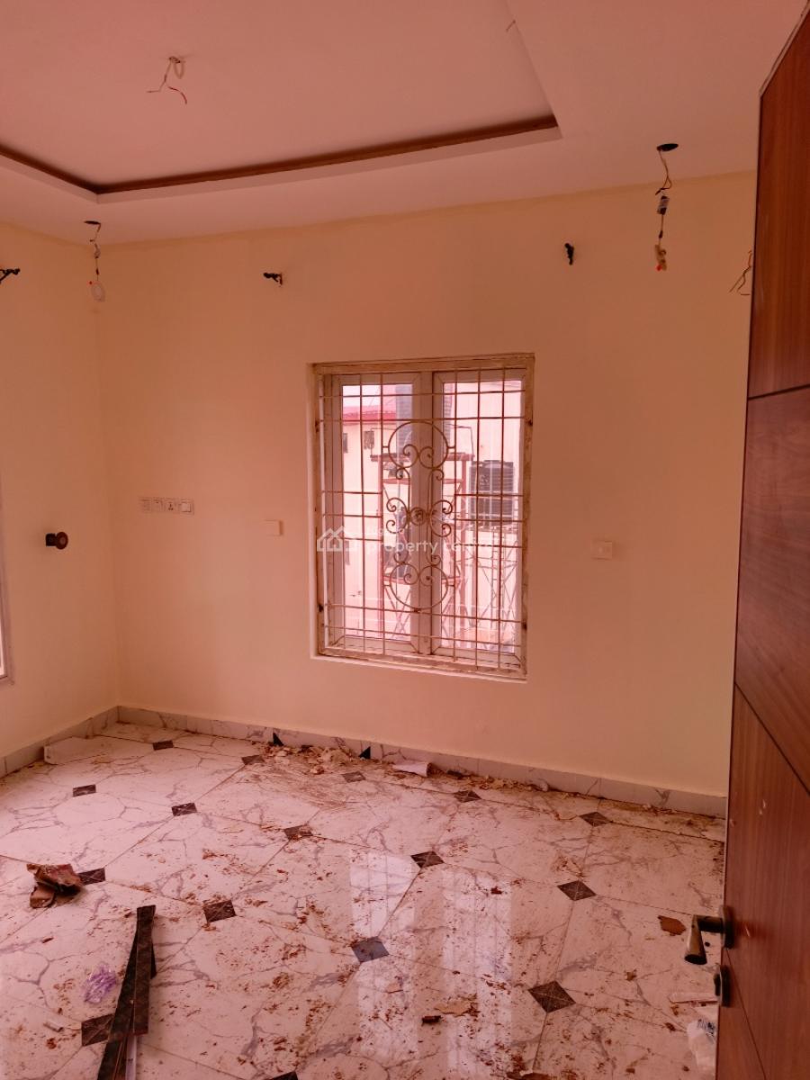 Clean Well Renovated 3 Bedroom Flat in an Estate, Dawaki By Modern Market, Dawaki, Gwarinpa, Abuja, Flat / Apartment for Rent