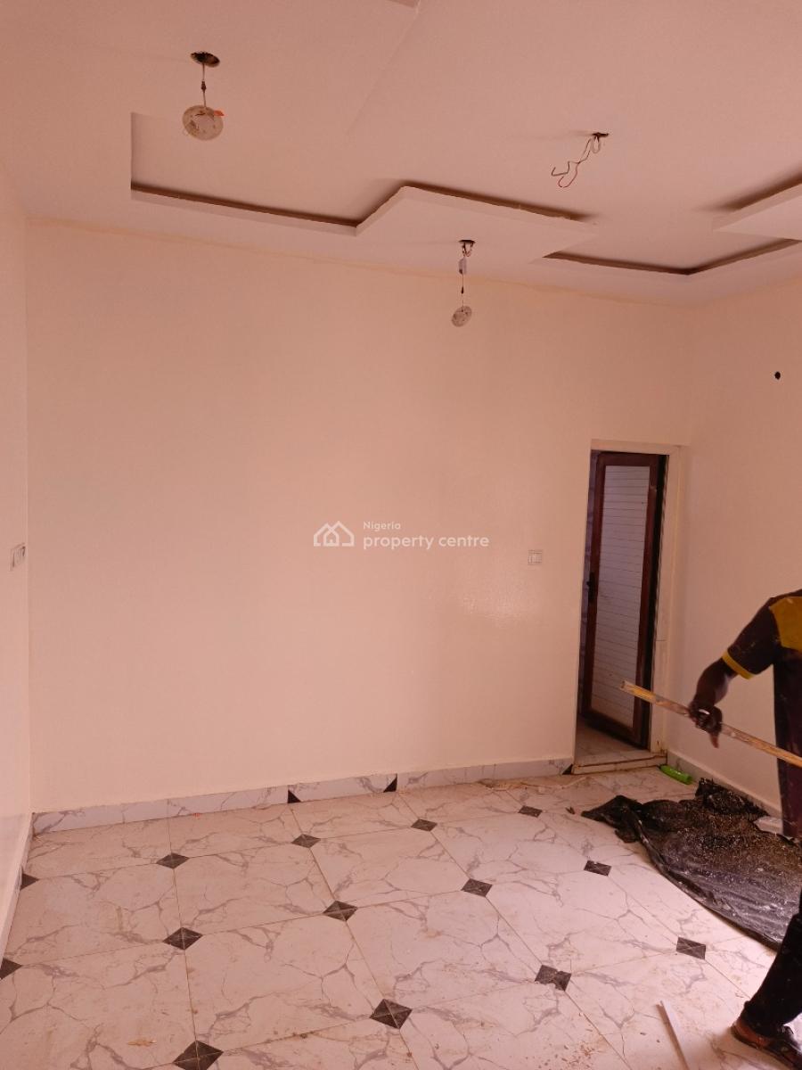 Clean Well Renovated 3 Bedroom Flat in an Estate, Dawaki By Modern Market, Dawaki, Gwarinpa, Abuja, Flat / Apartment for Rent